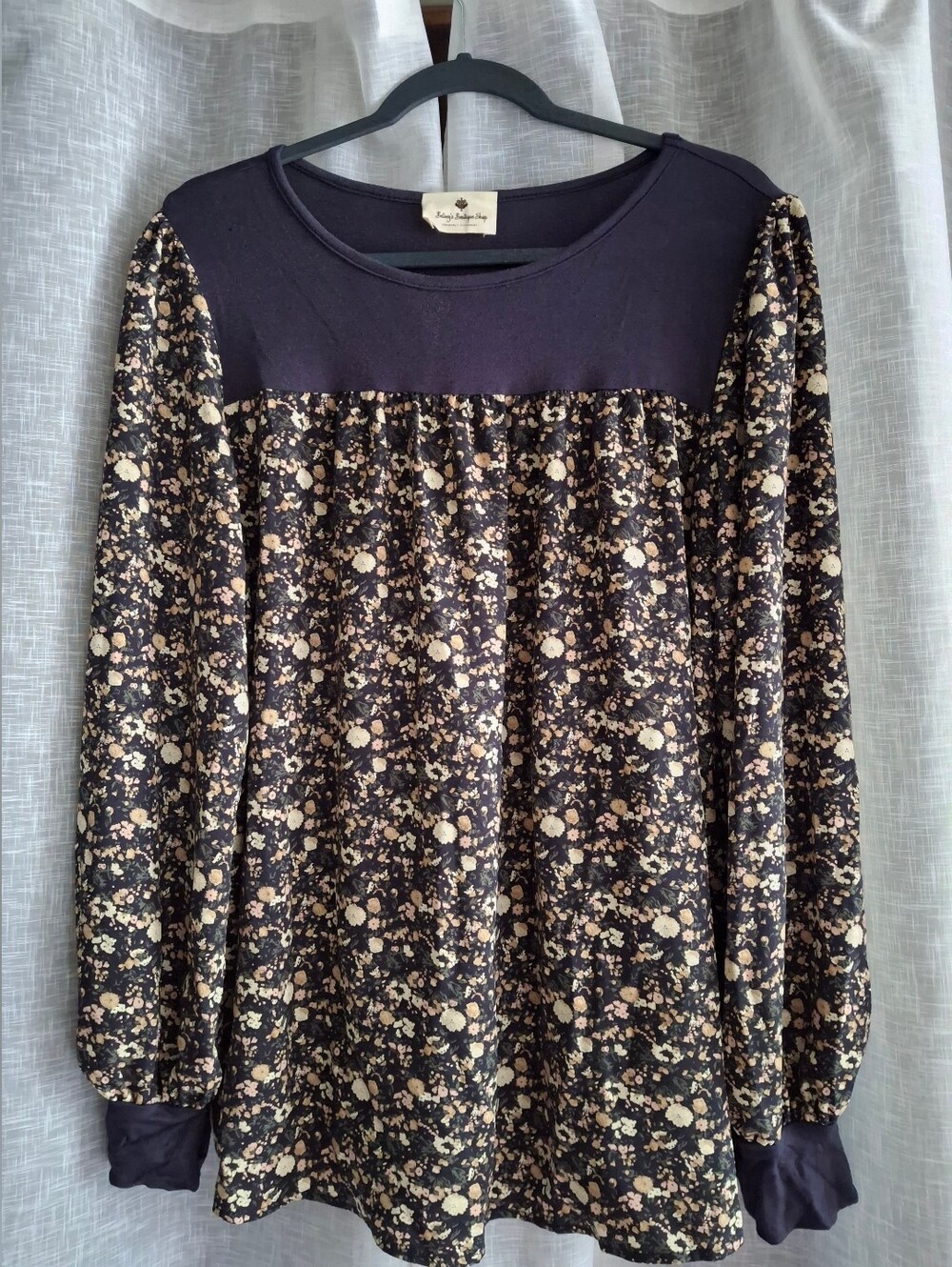 Betsey's Boutique Shop Floral Long Sleeve Tunic Top XL